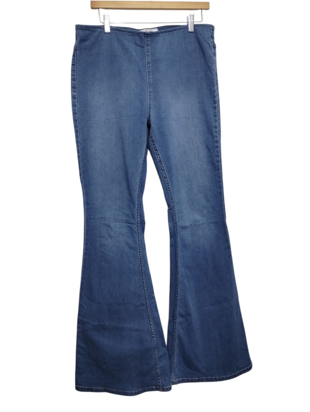 Free People Penny Pull On Flare Jeans Women's 31 Boho Retro Stretch